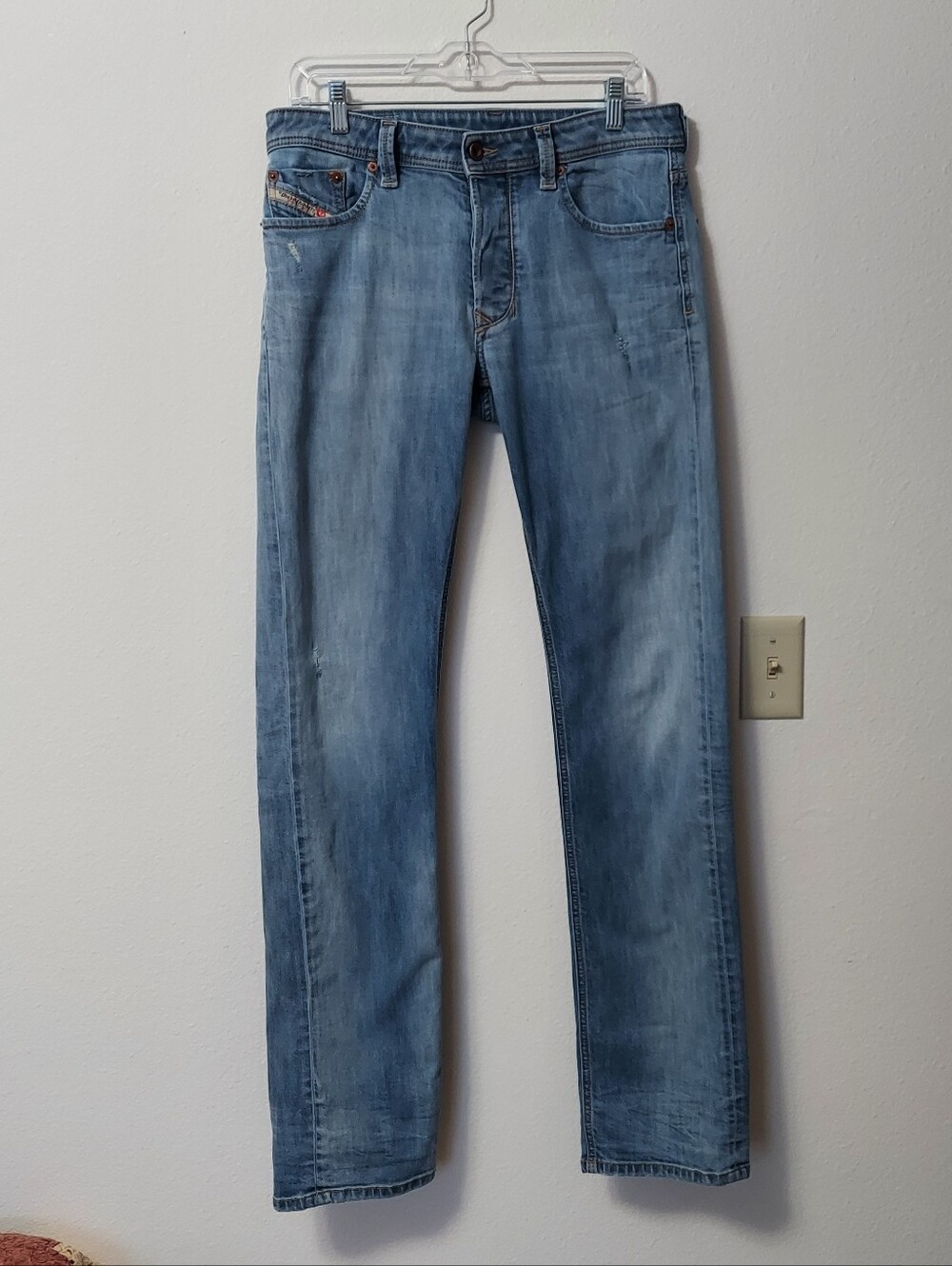 Diesel Men's Classic Light Blue Men’s Distressed Straight-Leg Jeans 31" X 34" - Picture 1 of 10